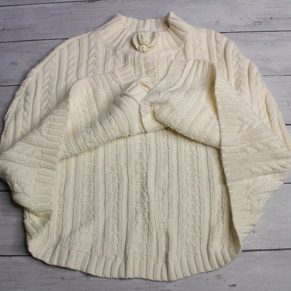 Maggie & Zoe Girl's Cable Knit Sweater Poncho Cape Size M 5 6 Ivory - Picture 6 of 7